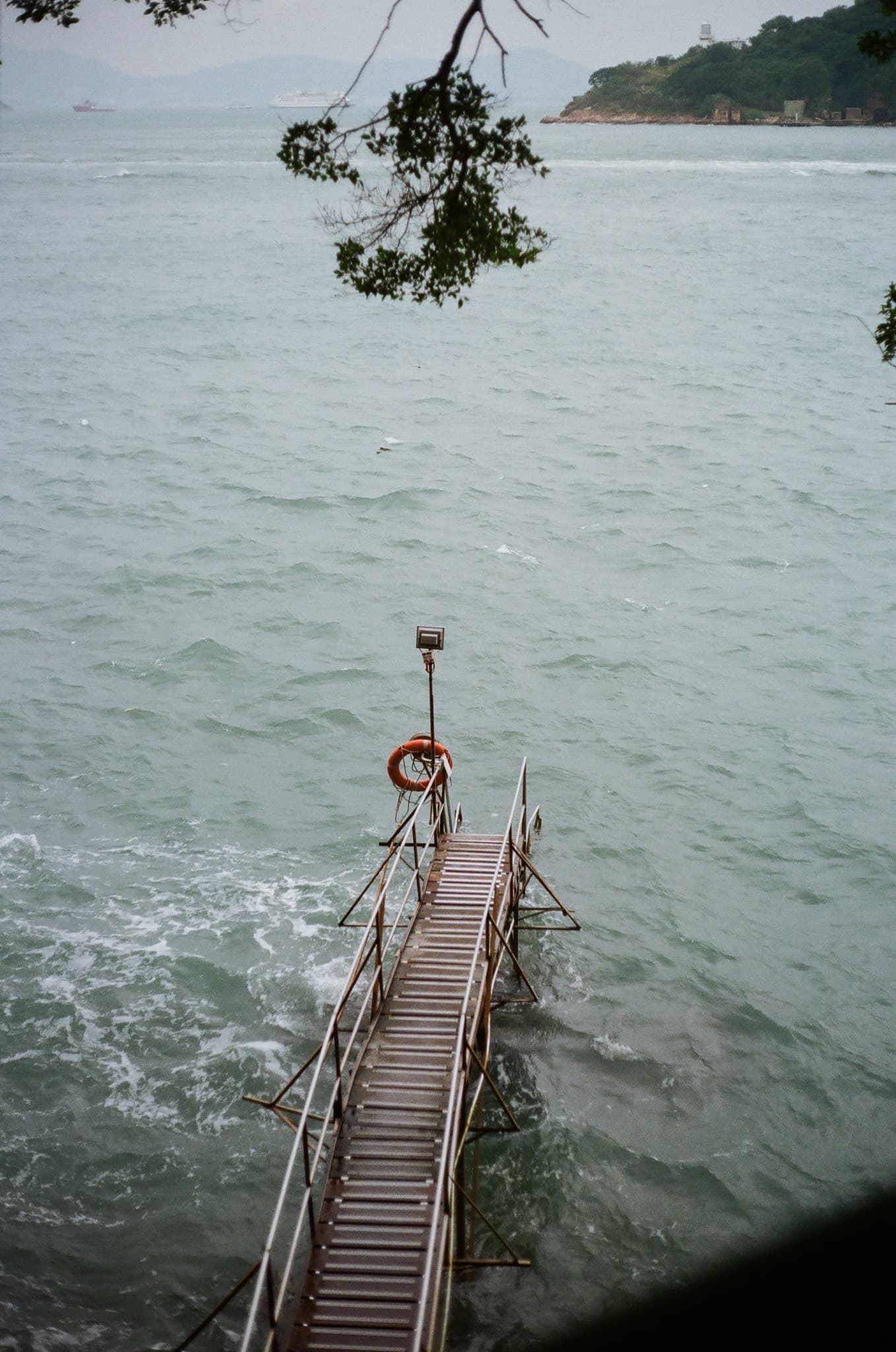 HK Pier, blue sky