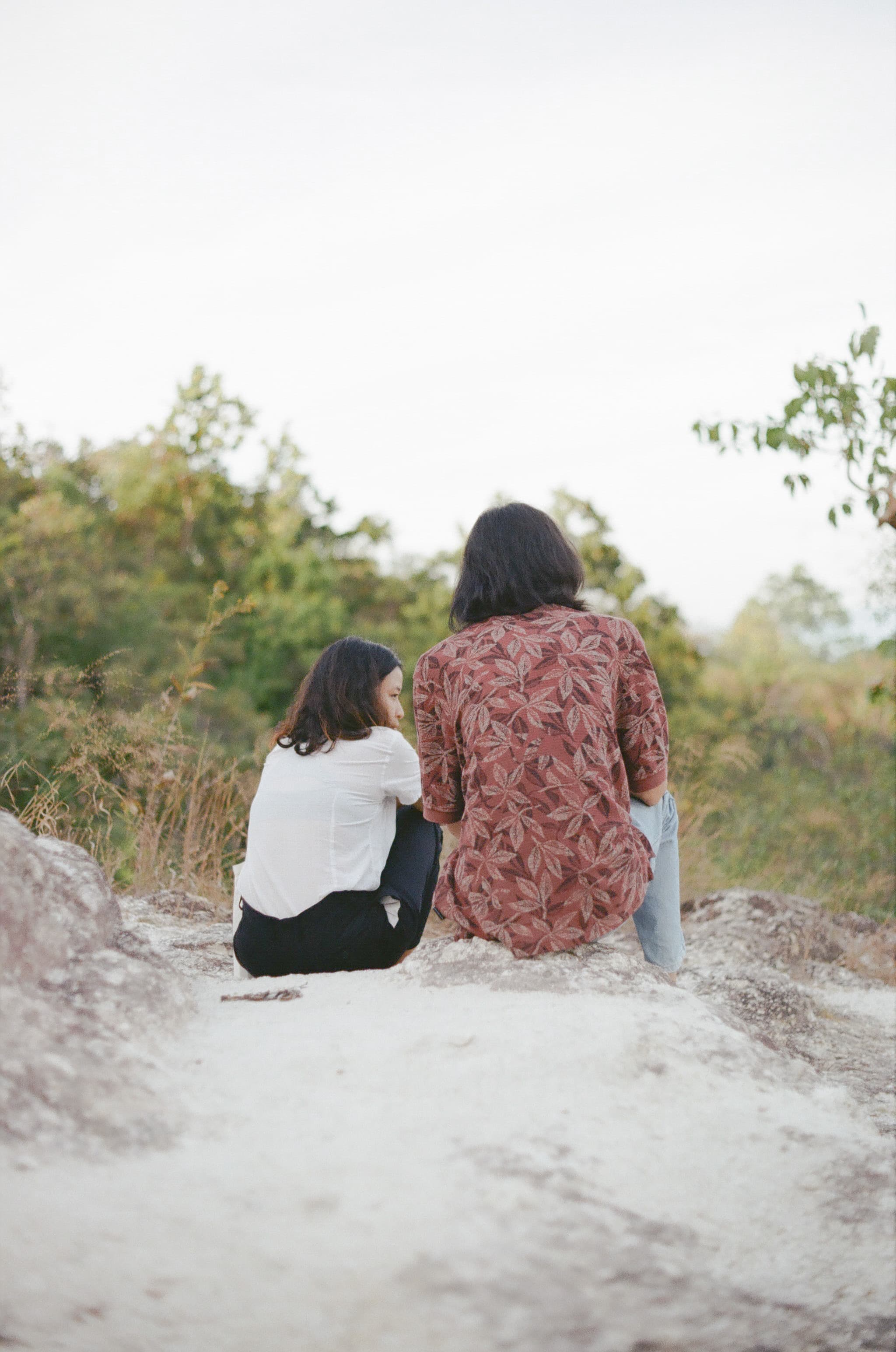 Chiangmai. Hill, friends, back.